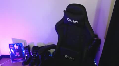 Snapshot of arianauwu666 chatting on 25, 3, 2026 help me 100 hands up my OF is Free online show from 25, 3, 2026