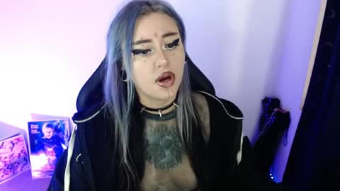 Snapshot of arianauwu666 chatting on 1, 4, 2026 help me 100 hands up my OF is Free online show from 1, 4, 2026