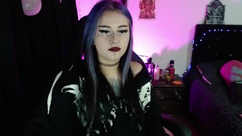 help me 100 hands up my OF is Free  online show from 20, 5, 2026