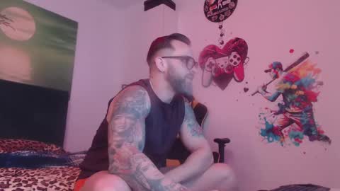 Snapshot of ariandeluna chatting on 6, 1, 2025 ariandeluna online show from 6, 1, 2025