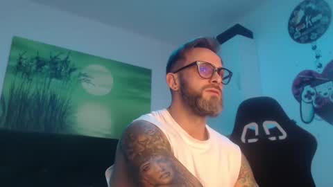 Snapshot of ariandeluna chatting on 7, 1, 2025 ariandeluna online show from 7, 1, 2025