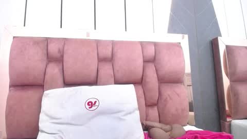 arianna pearl online show from 26, 2, 2026