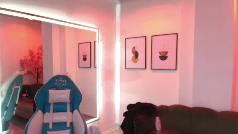 Snapshot of arianna_sweeet chatting on 2, 4, 2026 arianna_sweeet online show from 2, 4, 2026