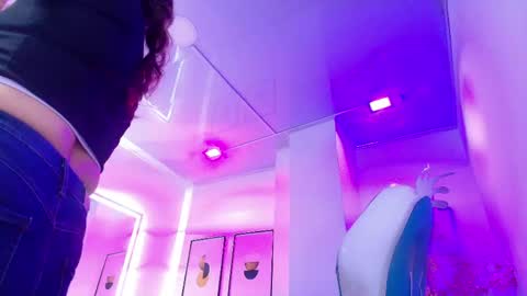 Snapshot of arianna_sweeet chatting on 8, 5, 2026 arianna_sweeet online show from 8, 5, 2026