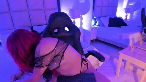 Snapshot of ariannacooperr chatting on 10, 10, 2025 Arianna online show from 10, 10, 2025