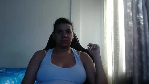 Snapshot of ariannaloovel chatting on 9, 1, 2025 ariannaloovel online show from 9, 1, 2025