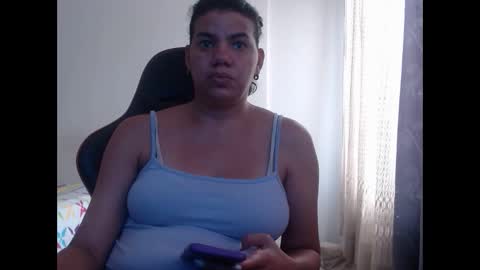 Snapshot of ariannaloovel chatting on 27, 1, 2025 ariannaloovel online show from 27, 1, 2025