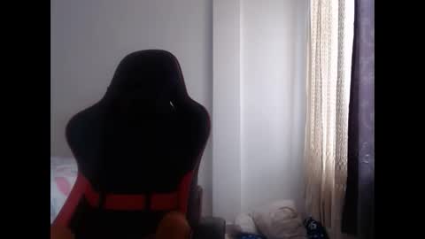 Snapshot of ariannaloovel chatting on 5, 3, 2025 ariannaloovel online show from 5, 3, 2025