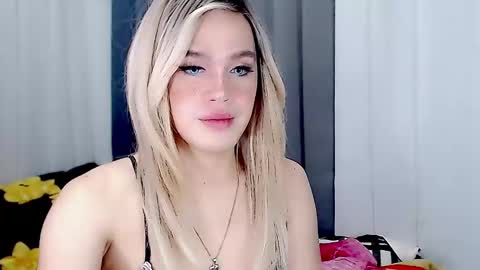 Snapshot of arianne_xoxo777 chatting on 23, 2, 2025 ARIANNE CUMS  online show from 23, 2, 2025