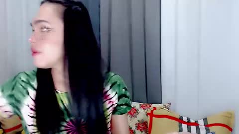 Snapshot of arianne_xoxo777 chatting on 3, 3, 2025 ARIANNE CUMS  online show from 3, 3, 2025