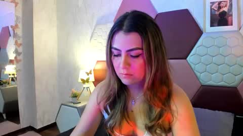 Snapshot of ariarous chatting on 14, 4, 2026 aria online show from 14, 4, 2026