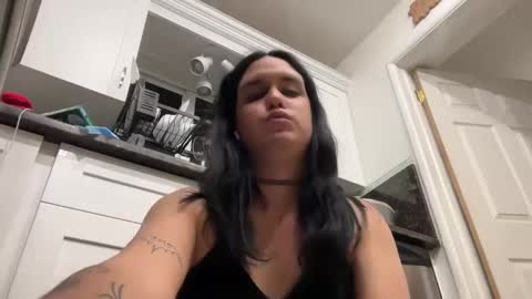 Snapshot of ariawestlove chatting on 2, 12, 2024 Aria online show from 2, 12, 2024