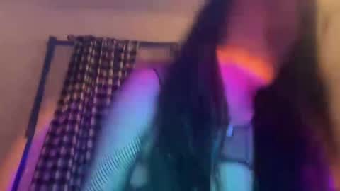 Snapshot of ariawestlove chatting on 13, 1, 2025 Aria online show from 13, 1, 2025