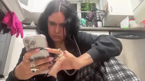 Snapshot of ariawestlove chatting on 4, 3, 2025 Aria online show from 4, 3, 2025