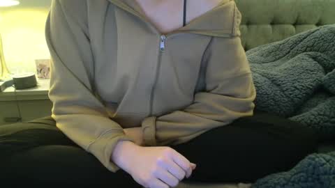 Snapshot of ariawoods chatting on 16, 12, 2024 Aria Woods online show from 16, 12, 2024