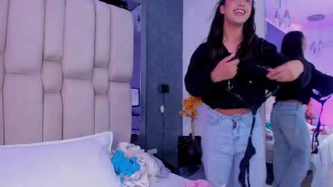 Snapshot of aribloom7 chatting on 31, 5, 2026 Welcome to Ari room online show from 31, 5, 2026