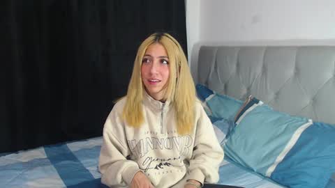 Snapshot of aribunnie chatting on 27, 1, 2025 Ari Bunnie  online show from 27, 1, 2025