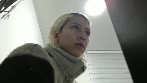 Snapshot of aribunnie chatting on 19, 9, 2025 Ari Bunnie  online show from 19, 9, 2025