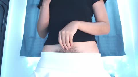 Snapshot of ariel_pinkdiamond chatting on 10, 4, 2026 Ariel Pink Diamond online show from 10, 4, 2026