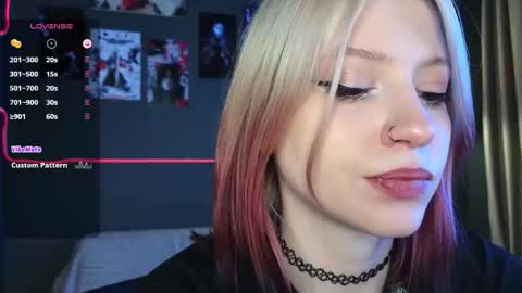 Snapshot of arielabradberry chatting on 1, 2, 2026 Ariel online show from 1, 2, 2026