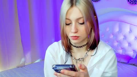 Snapshot of arielabradberry chatting on 8, 2, 2026 Ariel online show from 8, 2, 2026