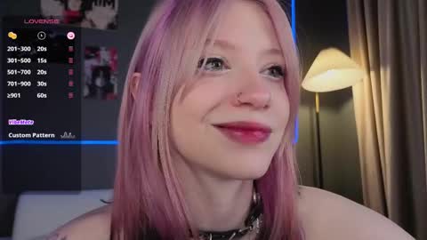 Snapshot of arielabradberry chatting on 17, 5, 2026 Ariel online show from 17, 5, 2026