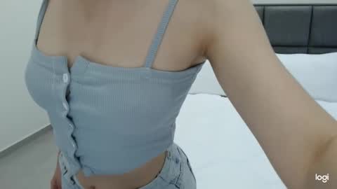 Snapshot of ariellesou chatting on 9, 3, 2026 ArielleSou online show from 9, 3, 2026