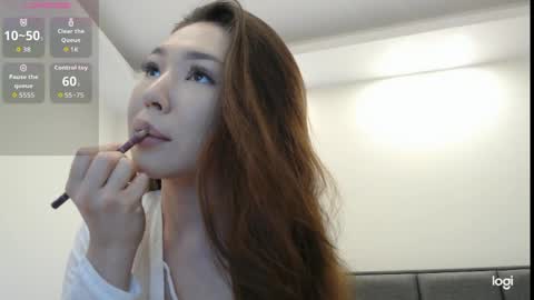 Snapshot of ariellesou chatting on 2, 4, 2026 ArielleSou online show from 2, 4, 2026