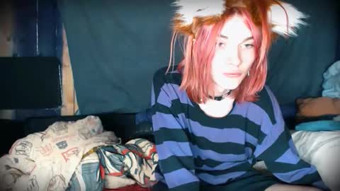 Snapshot of arielpinkcat chatting on 15, 12, 2025 arielpinkcat online show from 15, 12, 2025