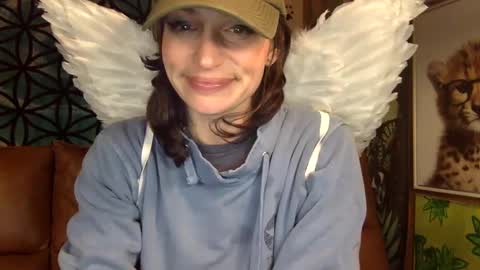 ariel  colin when hes here online show from 16, 12, 2024