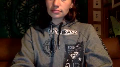 ariel  colin when hes here online show from 22, 12, 2024