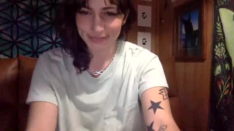 ariel  colin when hes here online show from 16, 2, 2025