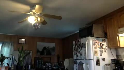 ariel  colin when hes here online show from 9, 3, 2025