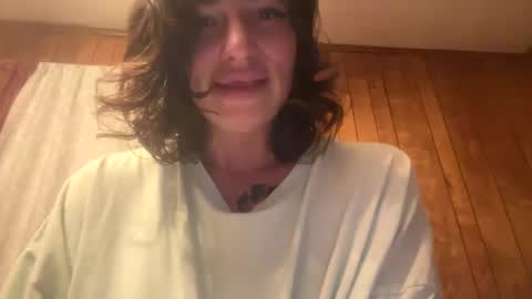 ariel  colin when hes here online show from 4, 10, 2025