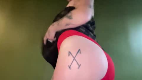 Snapshot of arielwyld chatting on 17, 1, 2026 ariel colin when hes here online show from 17, 1, 2026