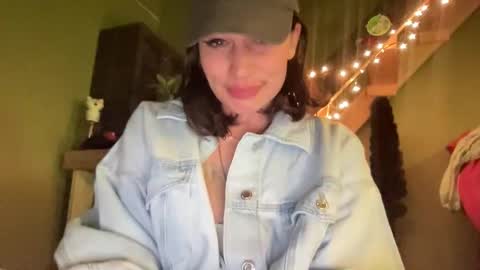 Snapshot of arielwyld chatting on 7, 3, 2026 ariel colin when hes here online show from 7, 3, 2026