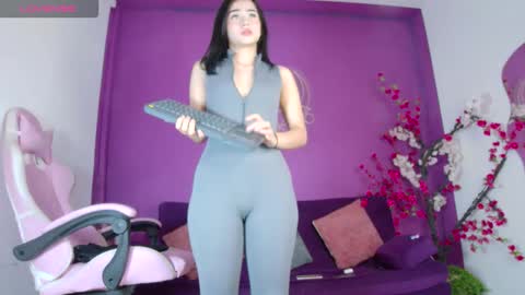 Ari online show from 23, 11, 2025