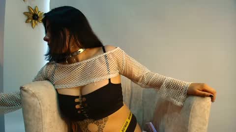 Snapshot of ariia_sweett chatting on 1, 4, 2026 Ariia sweett online show from 1, 4, 2026