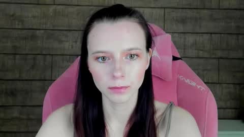 Snapshot of arinakubrick chatting on 28, 11, 2025 Arinakubrick online show from 28, 11, 2025