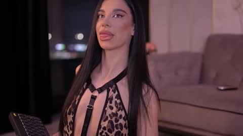 Snapshot of arinarhodes chatting on 8, 1, 2026 Arina online show from 8, 1, 2026