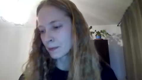 Snapshot of arionette chatting on 14, 4, 2026 arionette online show from 14, 4, 2026