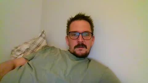 ariparikrigsmann online show from 4, 1, 2025