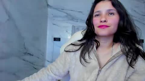 arisha_lee2 online show from 2, 7, 2026