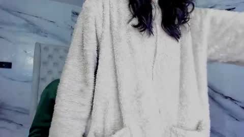 celina online show from 5, 10, 2025