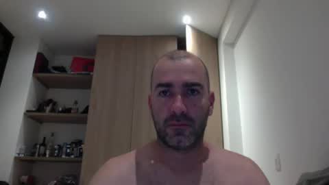 Snapshot of aristi11 chatting on 4, 10, 2025 aristi11 online show from 4, 10, 2025