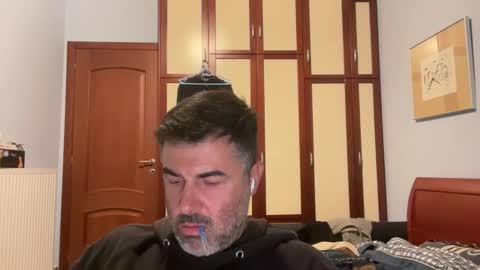 Snapshot of aristotelis_onassis chatting on 5, 11, 2025 share online show from 5, 11, 2025