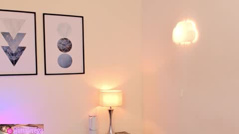   Nice to meet you  thumb up me please its important I  LOOK MY BIO DOWN online show from 12, 1, 2026