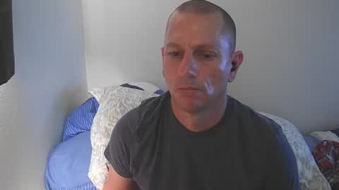 Snapshot of arizona222222 chatting on 14, 4, 2026 luv2benawty online show from 14, 4, 2026