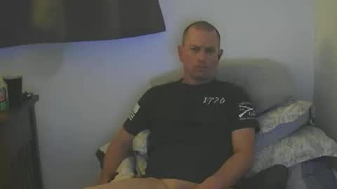 Snapshot of arizona222222 chatting on 16, 4, 2026 luv2benawty online show from 16, 4, 2026