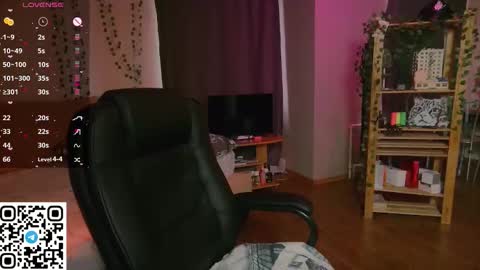 Snapshot of arizonaa_muse chatting on 28, 2, 2026 Astrid online show from 28, 2, 2026